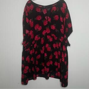Torrid Floral Print Top - Black with Pink Roses Plus 6
